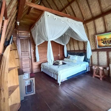 Tiing Bali Guest House Kubupenlokan Buitenkant foto